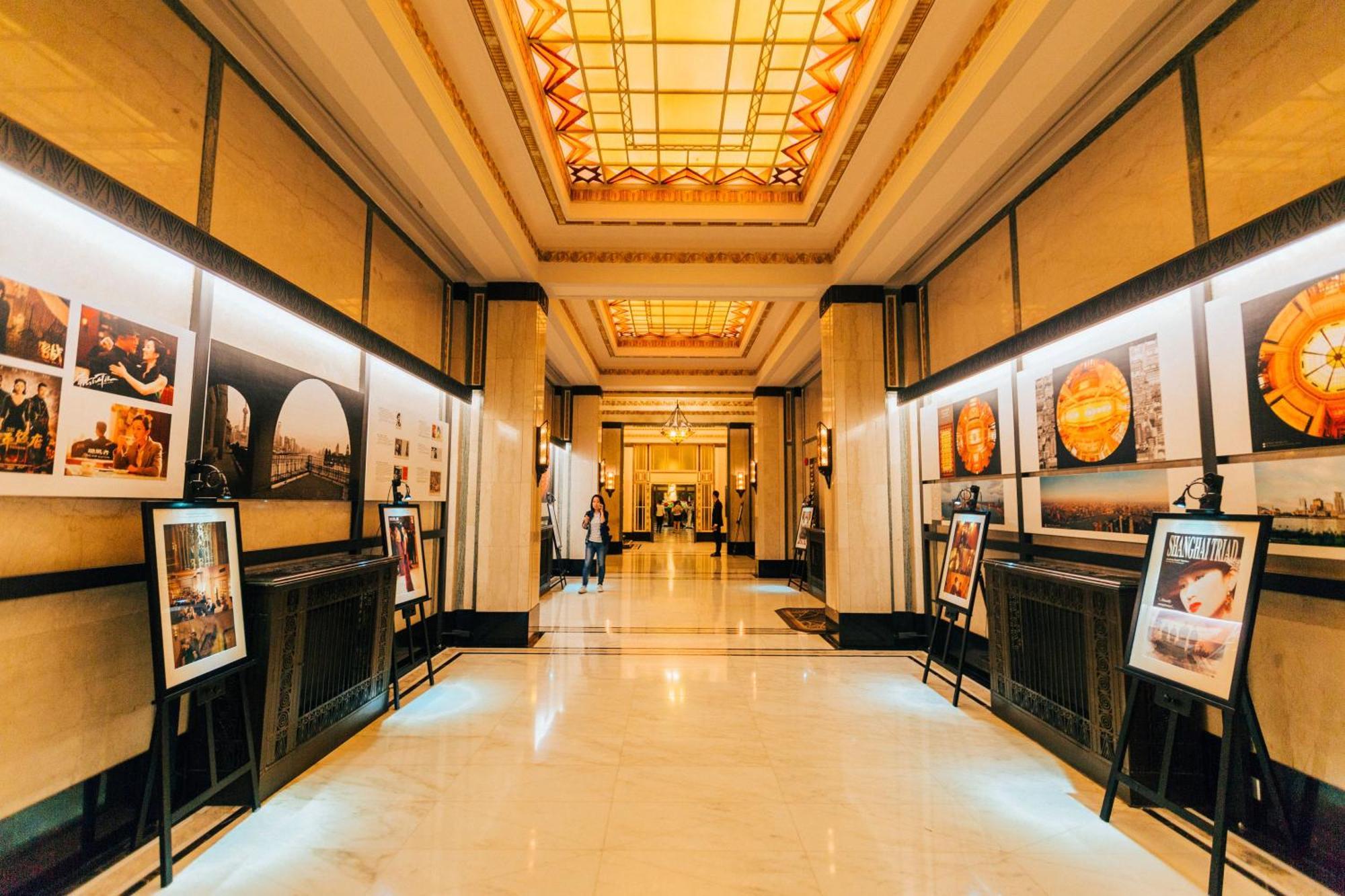 Fairmont Peace Hotel On The Bund Shanghai Exterior photo